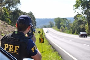 Radares da PRE já flagraram 1.271 veículos em excesso de velocidade durante a Operação Carnaval